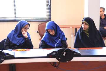 نشست تقابل اسلام و استکبار